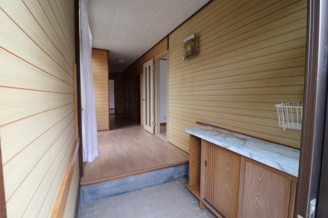 高台にある100㎡ある１平屋の戸建てです3