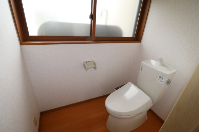 高台にある100㎡ある１平屋の戸建てです10